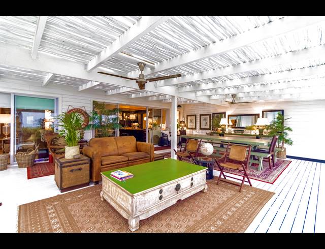 5 BEDROOM HOUSE FOR SALE IN GROTTO BAY